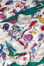 ⁦كو Bimba Y Lola الحشرات وشال الشعار أوف وايت 24BTV4641 مُكَمِّلات⁩ - الصورة ⁦3⁩