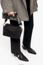 ⁦كو Bimba Y Lola حقيبة CROSSBODY أسود 24BTV431 مُكَمِّلات⁩ - الصورة ⁦2⁩