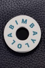 ⁦كو Bimba Y Lola حقيبة كروس جلدية أسود 24BTV4151 مُكَمِّلات⁩ - الصورة ⁦3⁩